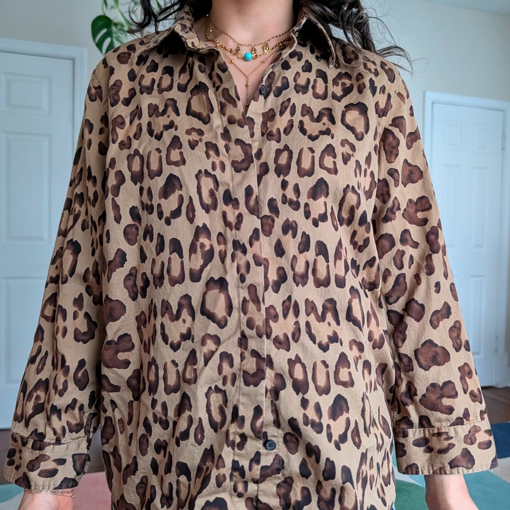 Leopard Print Button-Up Shirt - Picture 2 of 7